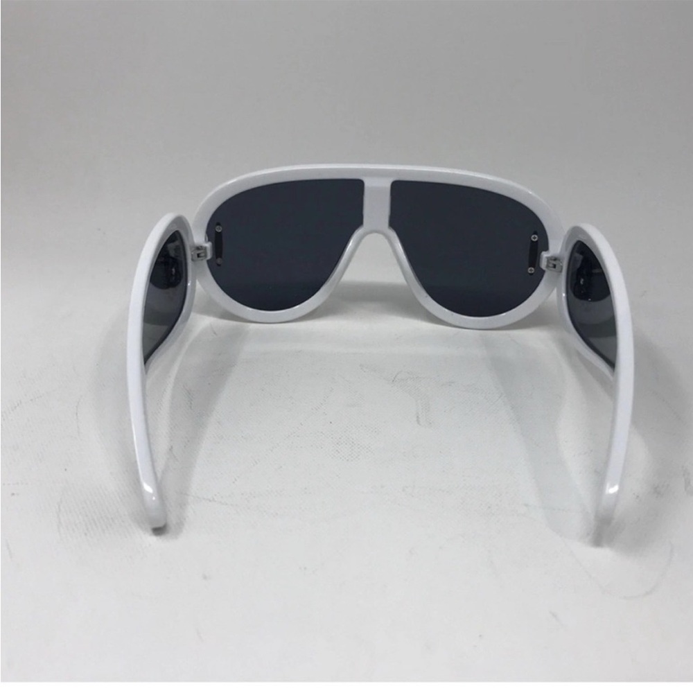 Loewe White and Black Wave Sun Glasses - Picture 3 of 6